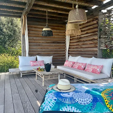 Giulia, Exceptionnelle, Vue Et Ajaccio *