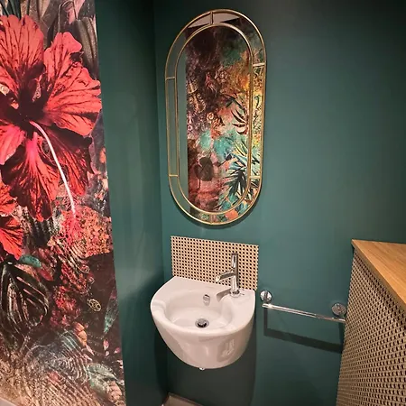 Giulia, Exceptionnelle, Vue Et Ajaccio *