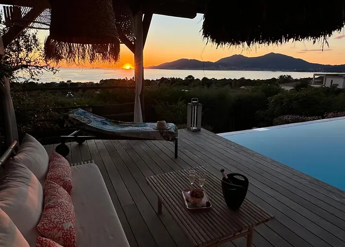 Giulia, Exceptionnelle, Vue Et Ajaccio Villa