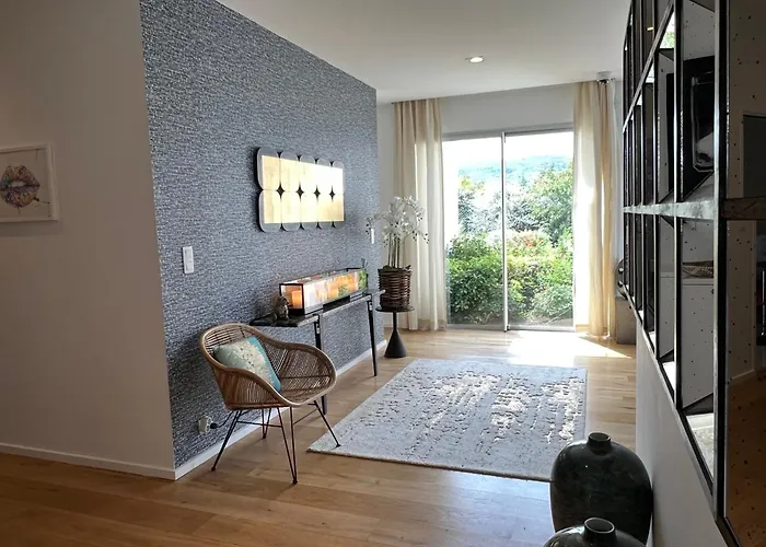 Giulia, Exceptionnelle, Vue Et Ajaccio *