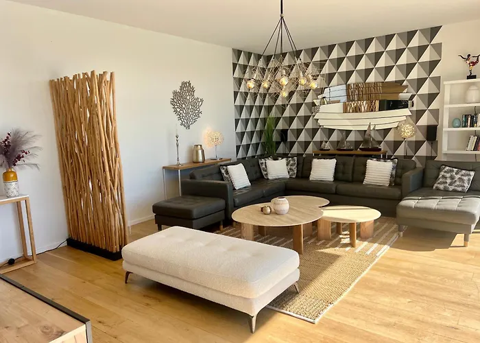 Giulia, Exceptionnelle, Vue Et Ajaccio *