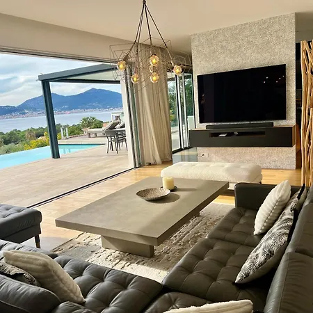Giulia, Villa Exceptionnelle, Vue Mer Et Ajaccio Villa *