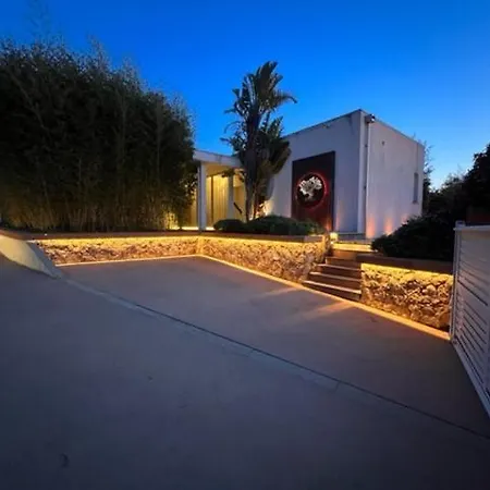 Giulia, Exceptionnelle, Vue Et Ajaccio *