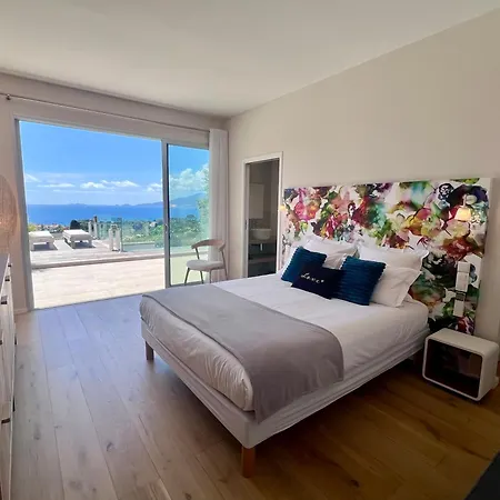 Giulia, Exceptionnelle, Vue Et Ajaccio Villa Porticcio (Corsica)
